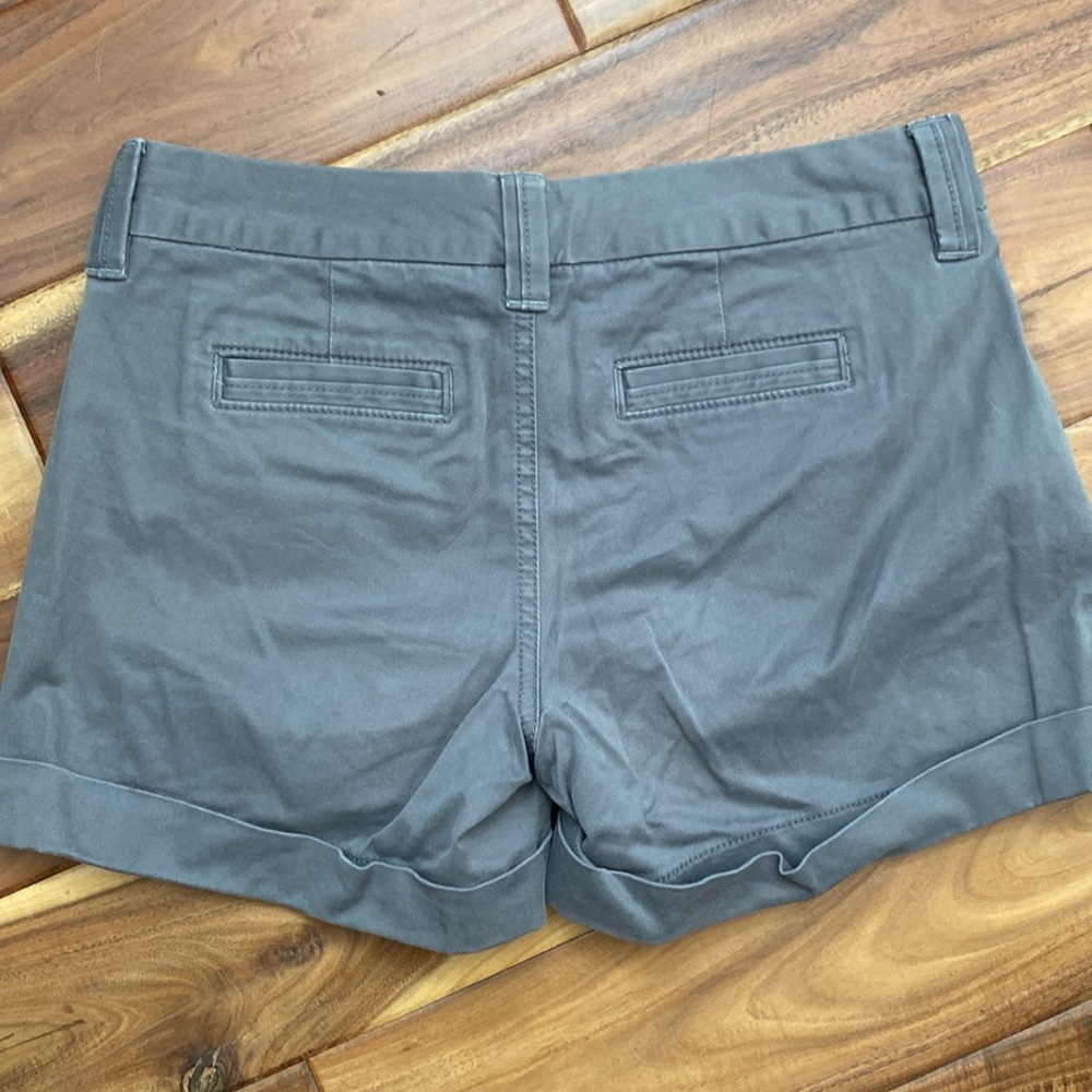Weekend short - Picture 2 of 3